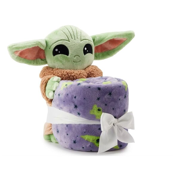 Disney | Bedding | Disneys Star Wars The Mandalorian 5 Baby Yoda Plush ...